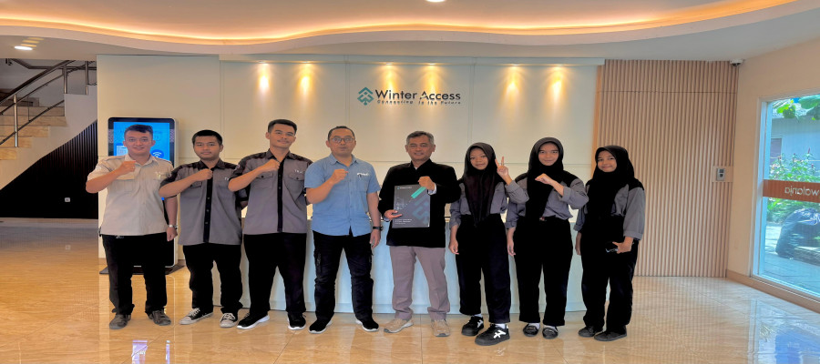 Kunjungan Industri ke PT Winter Acces di KotaBandung